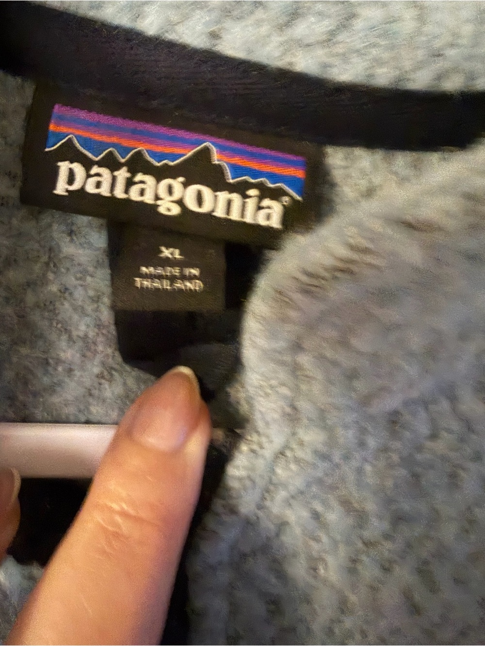 Patagonia Women’s Light Blue Quarter-Zip Fleece with Navy Trim - Picture 3 of 4